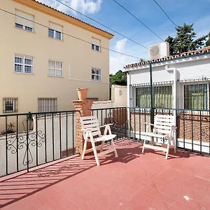 apt-estudio-en-la-carihuela.hotelsinnerja.org/